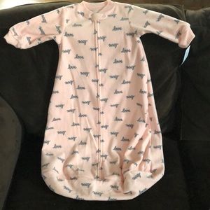 NWT! Carters baby sleep sack (size M, 17-21 lbs)